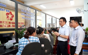 Chính quyền địa phương 2 cấp Quảng Ngãi: Quyết liệt số hóa, gỡ vướng tận nơi