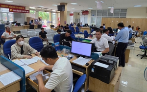 Bộ Chính trị, Ban Bí thư yêu cầu tiếp tục nâng cao hiệu quả hoạt động của hệ thống chính trị và bộ máy chính quyền địa phương 2 cấp