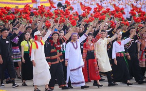 Chính quyền 2 cấp: Thách thức nhân sự tại địa bàn đa dân tộc, đa tôn giáo