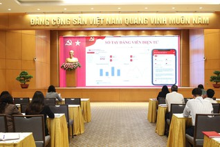 Tập huấn Sổ tay đảng vi&#234;n điện tử, sẵn s&#224;ng triển khai đồng bộ tr&#234;n to&#224;n Đảng