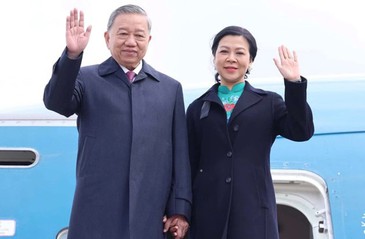 Party chief embarks on state visit to Belarus