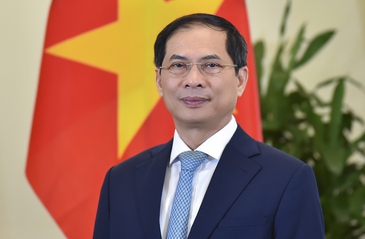 Deputy PM, FM highlights Viet Nam&#39;s major orientations for future engagement with ASEAN
