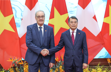 Viet Nam always treasures Switzerland’s valuable support and assistance: PM