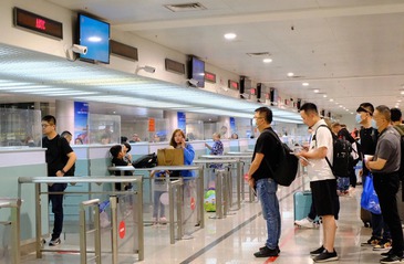 Renewed fees on entry, exit, transit, residence in Viet Nam