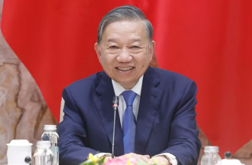 General Secretary, President To Lam holds phone talks with Swiss President Guy Parmelin