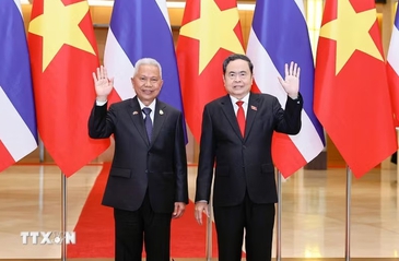 Top Vietnamese, Thai legislators hold talks in Ha Noi