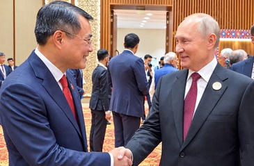 Prime Minister Le Minh Hung meets with foreign leaders in New Delhi