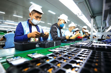 Fresh regulations on recruitment of Vietnamese workers by foreign organizations in Viet Nam