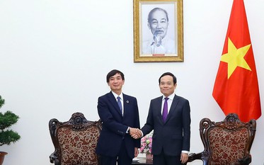 Phó Thủ tướng Trần Lưu Quang tiếp Tổng Giám đốc Liên minh Bưu chính Thế giới