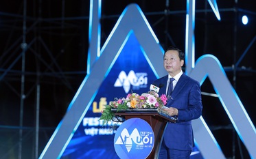 Cùng nhau chung tay, nỗ lực để hạt muối Việt Nam vươn xa*
