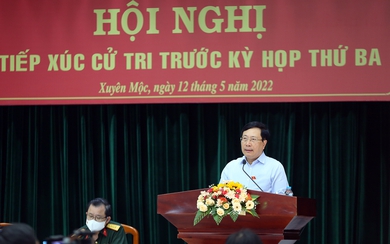 Phó Thủ tướng Phạm Bình Minh tiếp xúc cử tri Bà Rịa-Vũng Tàu 