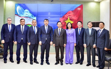 Phó Thủ tướng Trần Hồng Hà gặp Phó Thủ tướng Uzbekistan