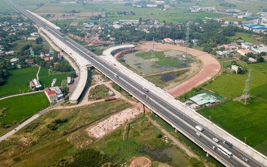 Gỡ vướng để đẩy nhanh tiến độ các dự án giao thông trọng điểm phía Nam