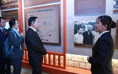 Phó Thủ tướng Trần Hồng Hà thăm Khu di tích Chủ tịch Hồ Chí Minh tại TP. Côn Minh, tỉnh Vân Nam (Trung Quốc)