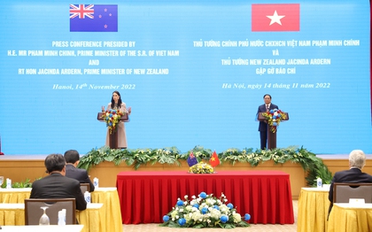 越南与新西兰两国总理举行记者会
