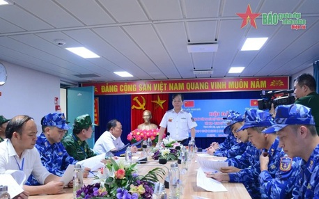 越南海警与中国海警在北部湾分界线临近海域进行联合巡逻
