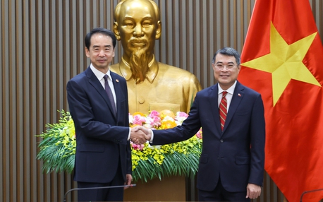越南政府总理黎明兴会见中国驻越大使何炜