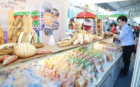 Lễ hội Bánh mì Việt Nam trở lại, xác lập một kỷ lục mới