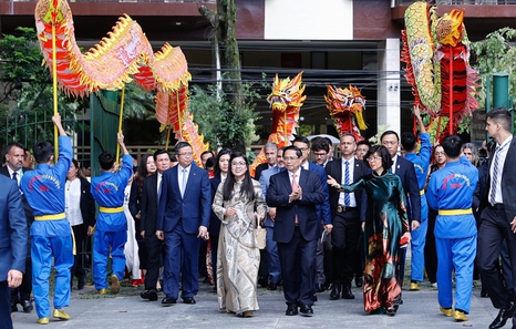 Prime Minister partakes in Viet Nam Day in Brazil