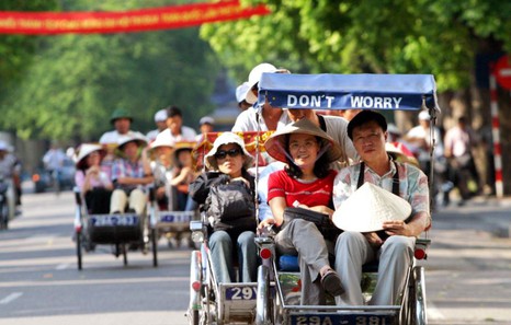 Viet Nam overtakes Thailand as top travel destination for Chinese tourists: Bloomberg
