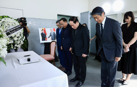 Deputy Prime Minister pays tribute to former Japanese Prime Minister Fukuda Yasuo