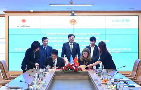 Japan, UNICEF join hands in strengthening resilience against climate disasters for children in Viet Nam