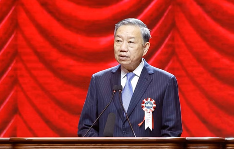 VNU must become Viet Nam's leading academic pillar, major innovation center