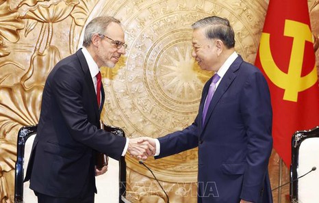 Viet Nam has potential to become leading country in region in technology: Amazon Senior Vice President