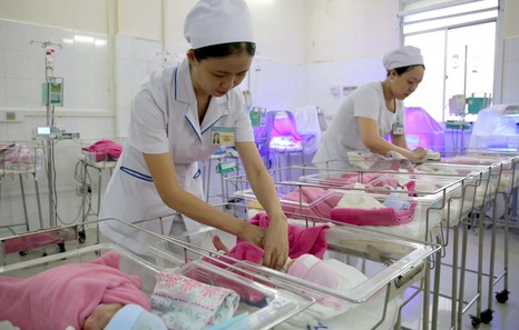 Health ministry proposes subsidies for families with two daughters