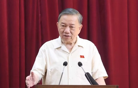 Top leader urges Ha Noi to develop rapidly with quality, identity and livability
