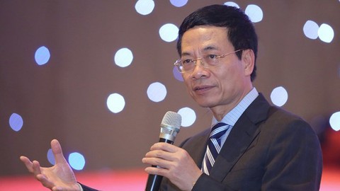 Trong lúc khó khăn thì 'tướng phải xung trận đi đầu'