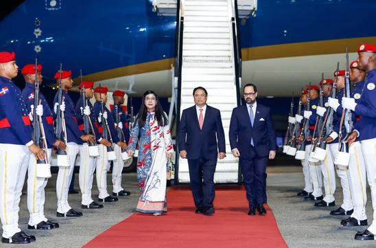 Prime Minister starts official visit to Dominican Republic