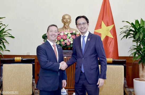 Deputy Foreign Minister meets U.S. Senior Bureau Official Sean Kotaro O’Neill