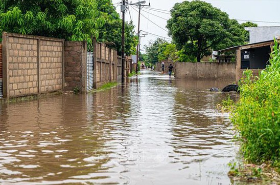 Viet Nam donates US$100,000 to help Mozambique overcome natural disaster consequences