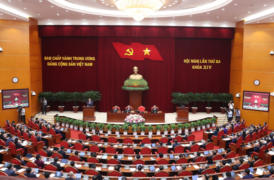 CPV Central Committee discusses new development model