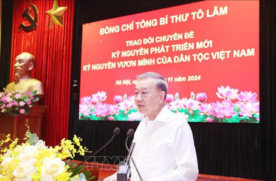 Tổng Bí thư Tô Lâm trao đổi chuyên đề 'Kỷ nguyên phát triển mới - Kỷ nguyên vươn mình của dân tộc Việt Nam'