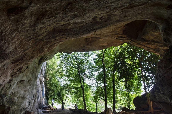 Tu bổ, phục hồi Di t&#237;ch Hang x&#243;m Trại v&#224; M&#225;i đ&#225; l&#224;ng V&#224;nh, tỉnh Ph&#250; Thọ