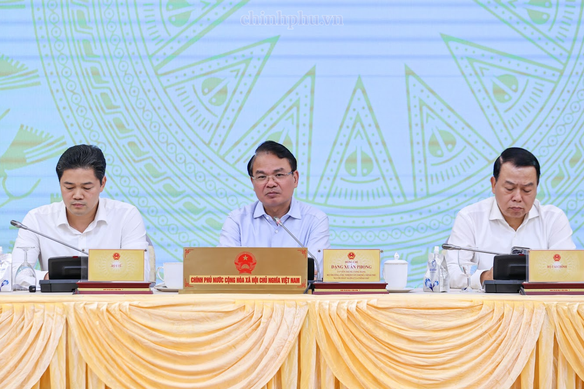 Họp báo Chính phủ tháng 9: Thúc đẩy phát triển kinh tế nhận được sự quan tâm lớn