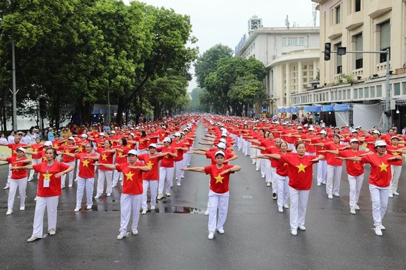 Phát động Phong trào “Mỗi người dân lựa chọn ít nhất một môn thể thao phù hợp để tập luyện thường xuyên”