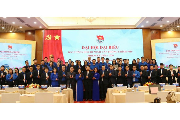 Thanh ni&#234;n VPCP: Ph&#225;t huy tinh thần ‘Xung k&#237;ch - S&#225;ng tạo - Đổi mới - Chuy&#234;n nghiệp - Hiệu quả’