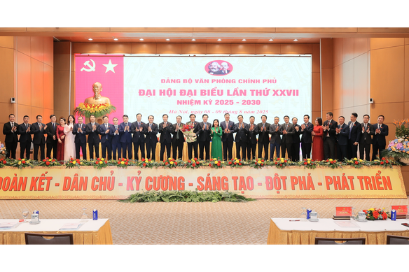 Ra mắt Ban Chấp hành Đảng bộ Văn phòng Chính phủ nhiệm kỳ 2025-2030