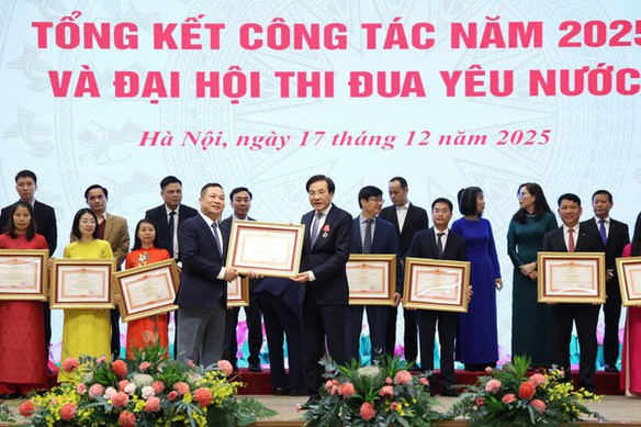Đổi mới phong trào thi đua yêu nước, nâng cao chất lượng phục vụ Chính phủ giai đoạn 2026–2030