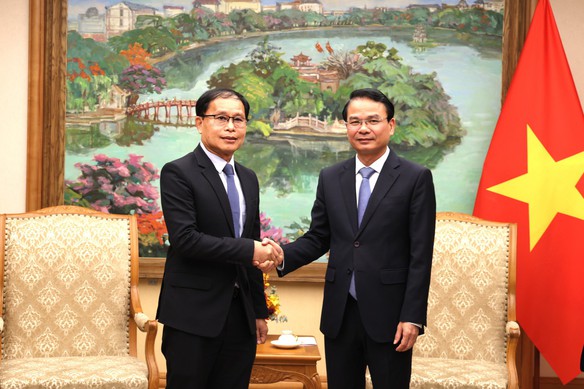Mở rộng hợp tác, gắn kết hai Văn phòng Chính phủ Việt Nam - Lào