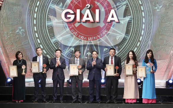 Giải Búa liềm vàng năm 2021: Nhiệt huyết và trách nhiệm của người làm báo với Đảng