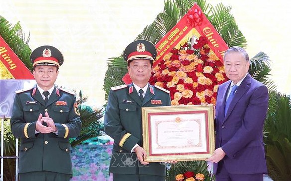 Tổng Bí thư Tô Lâm dự Lễ kỷ niệm 80 năm Ngày truyền thống LLVT Quân khu 4