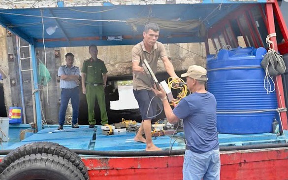 Khởi tố vụ án 13 tàu cá tháo thiết bị giám sát hành trình để khai thác trái phép
