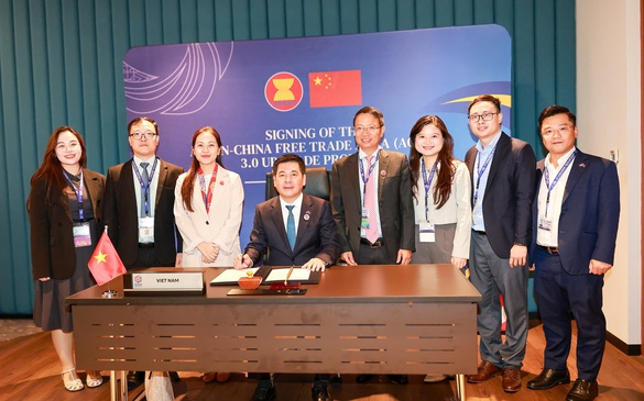 Ký Nghị định thư nâng cấp Hiệp định Thương mại Tự do ASEAN - Trung Quốc