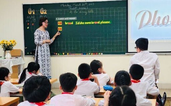 Đưa tiếng Anh thành ngôn ngữ thứ hai trong trường học ở Việt Nam