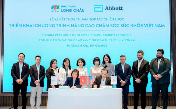 Abbott cùng FPT Long Châu triển khai hợp tác chiến lược toàn diện "Nâng cao chăm sóc sức khỏe Việt Nam"