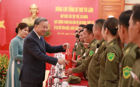 Tổng Bí thư Tô Lâm gặp mặt các tập thể, cá nhân tham gia bảo vệ an ninh, trật tự ở cơ sở tiêu biểu, xuất sắc